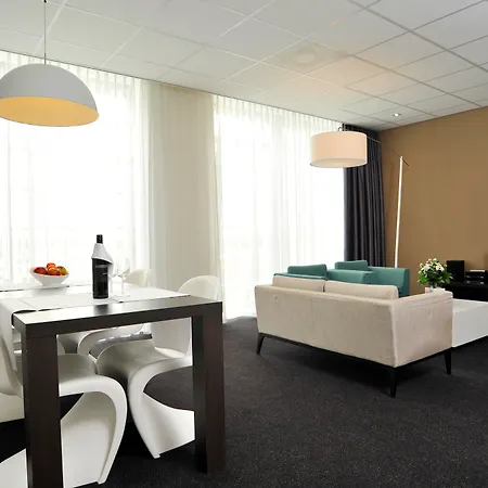 Отель Fletcher Hotel-restaurant Parkstad- Zuid Limburg 4*