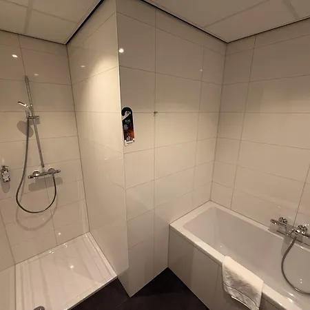 Fletcher Hotel-restaurant Parkstad- Zuid Limburg Отель