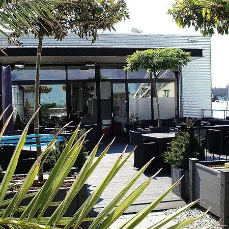 Отель Fletcher Hotel-restaurant Parkstad- Zuid Limburg Керкраде