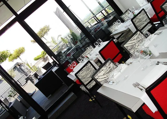 Fletcher Hotel-restaurant Parkstad- Zuid Limburg Otel